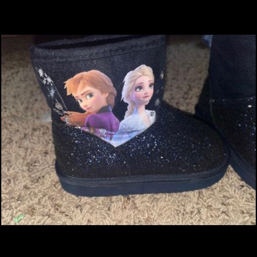 Girls Disney Frozen boots size 9-9.5
